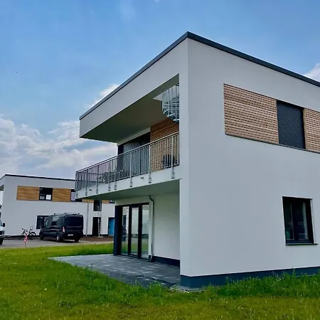 شقة Hangar 19 Weitblick 1-3