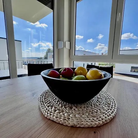 Apartment Hangar 19 Weitblick 1-3