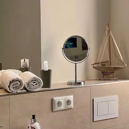 شقة Hangar 19 Weitblick 1-3 *