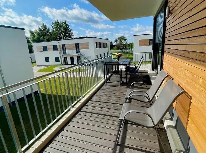 Lägenhet Hangar 19 Weitblick 1-3 *